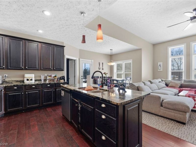 2958 Moyer Avenue, Norton, OH 44203 Photo 4