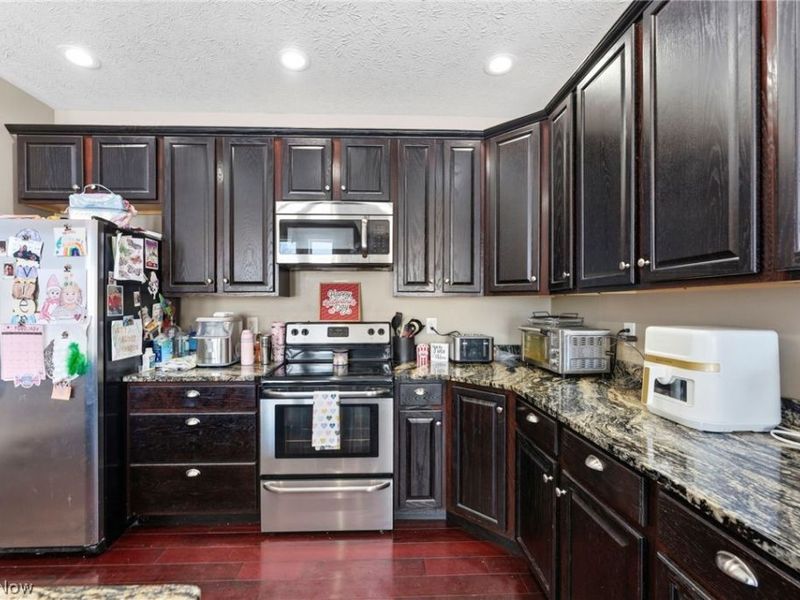 2958 Moyer Avenue, Norton, OH 44203 Photo 7