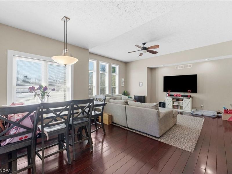 2958 Moyer Avenue, Norton, OH 44203 Photo 9