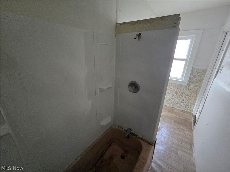 3674 E 52nd Street, Cleveland, OH 44105 Photo 9