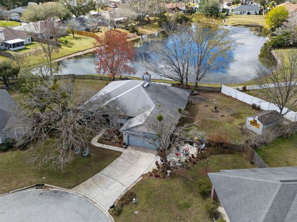 9009 NEEDLEPOINT Place, Jacksonville, FL 32244