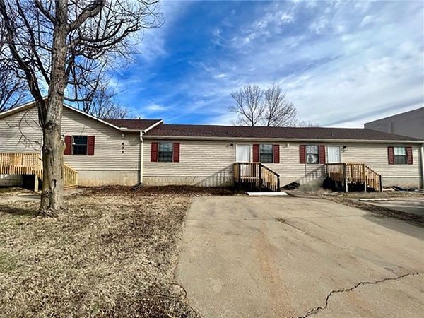 403 SE F Street, Unit D, Bentonville, AR 72712