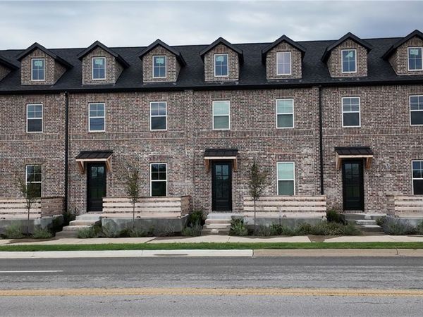 5918 S Bellview Road , Rogers, AR 72758