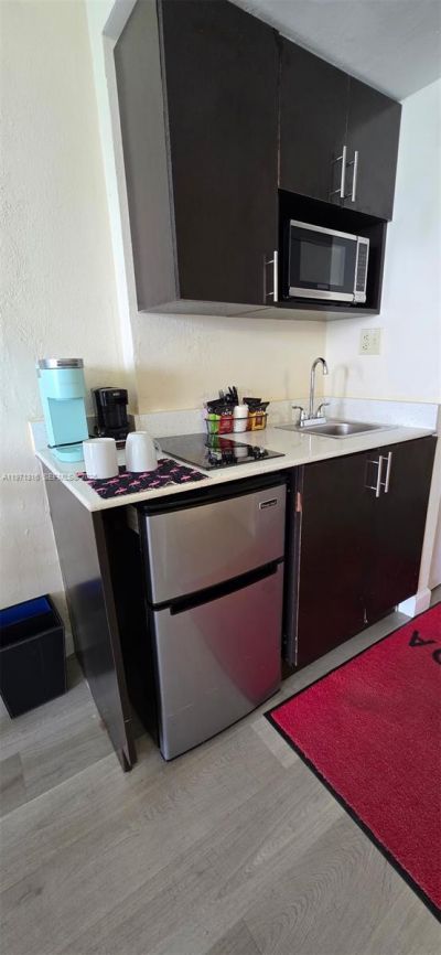 19201 Collins Ave , Unit 1011, Sunny Isles Beach, FL 33160 Photo