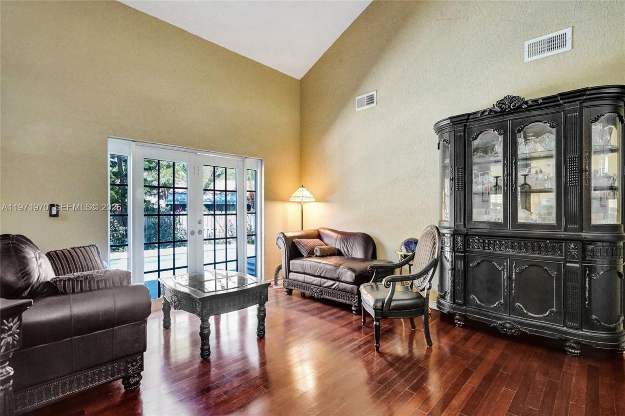 14681 Poplar Hill Ct , Davie, FL 33325 Photo