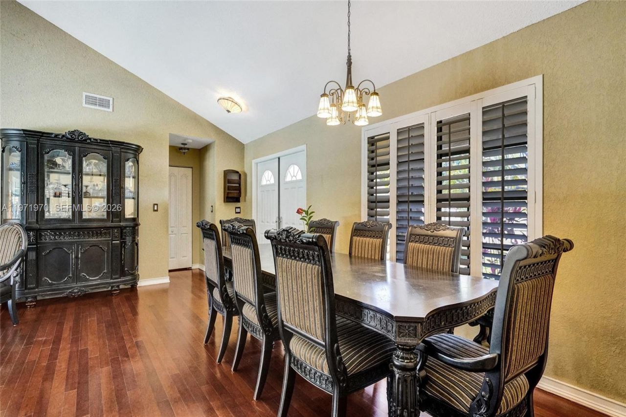 14681 Poplar Hill Ct , Davie, FL 33325 Photo