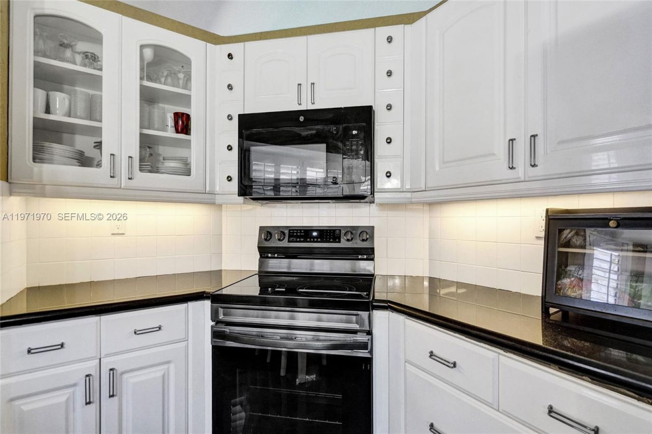 14681 Poplar Hill Ct , Davie, FL 33325 Photo