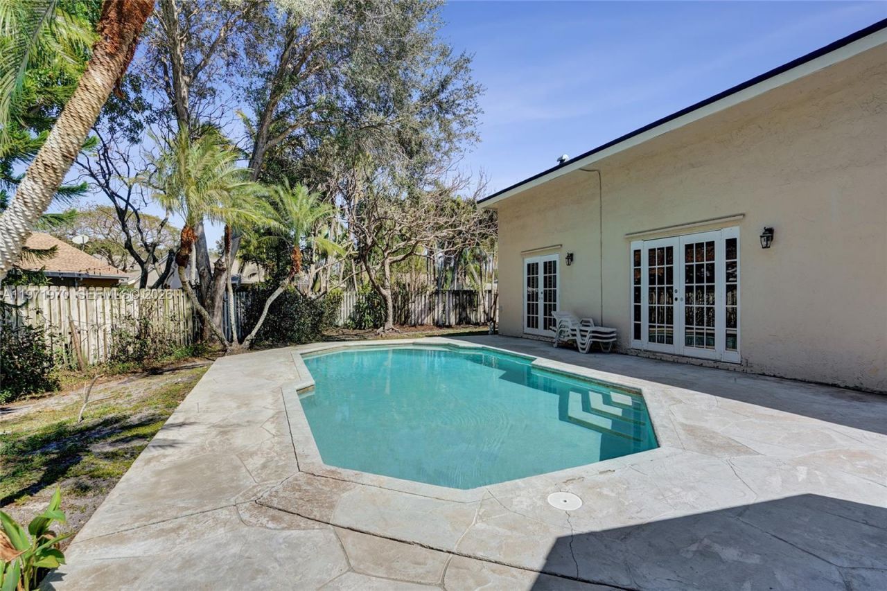 14681 Poplar Hill Ct , Davie, FL 33325 Photo