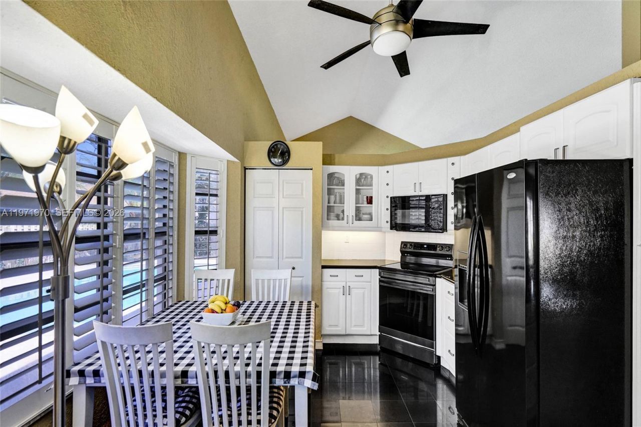 14681 Poplar Hill Ct , Davie, FL 33325 Photo