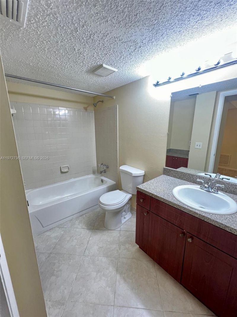 4401 W Mcnab Rd , Unit 11, Pompano Beach, FL 33069 Photo