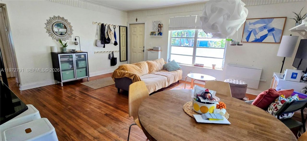 1135 NE 133rd St , North Miami, FL 33161 Photo