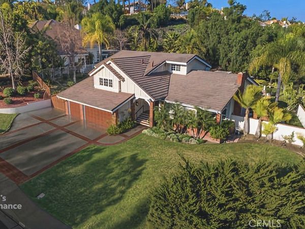 25641 Rapid Falls Road, Laguna Hills, CA 92653
