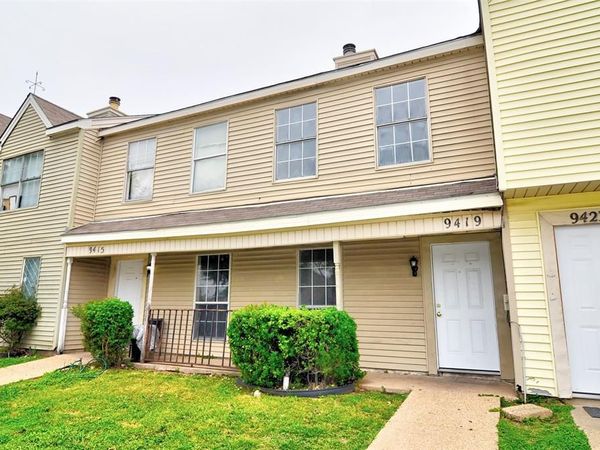 9419 Olde Towne Row, Dallas, TX 75227