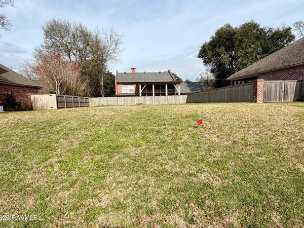 24 Oak Bend , New Iberia, LA 70563