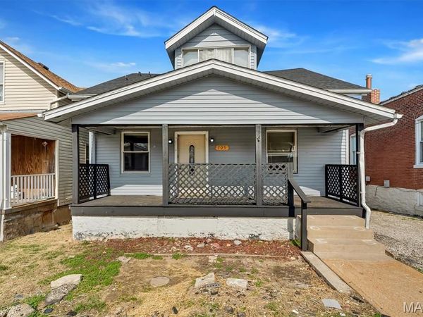 705 Lagro Avenue, LeMay, MO 63125