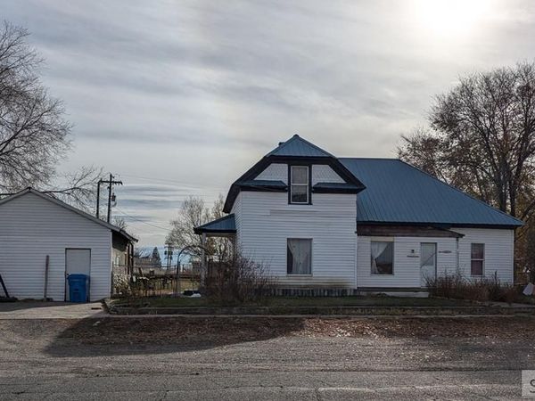 436 W 7th S, ST ANTHONY, ID 83445