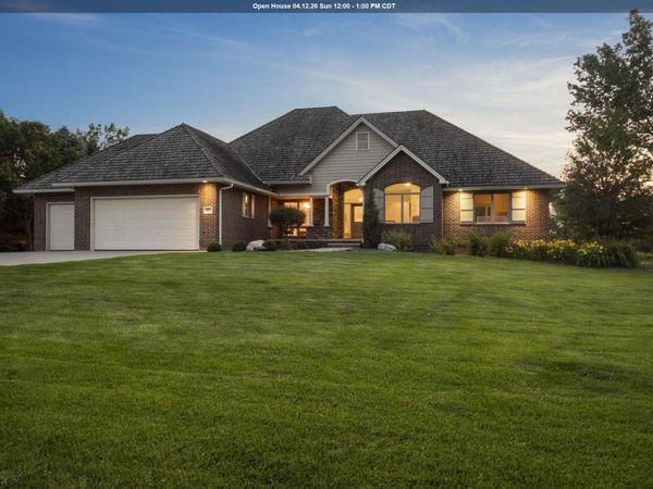 745 Monterey Trail, Dakota Dunes, SD 57049