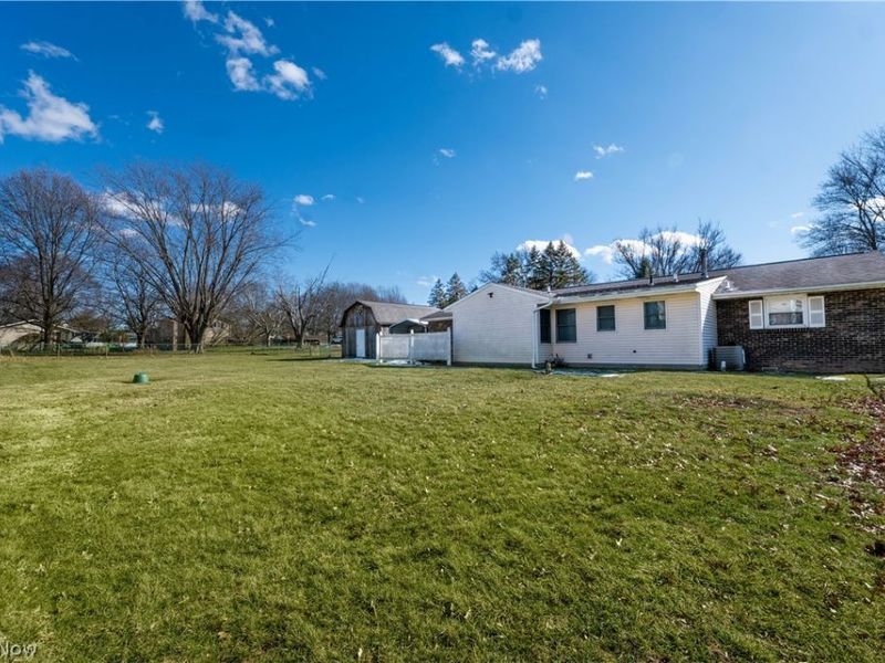 8690 Elmfield Street NW, Canal Fulton, OH 44614 Photo 21