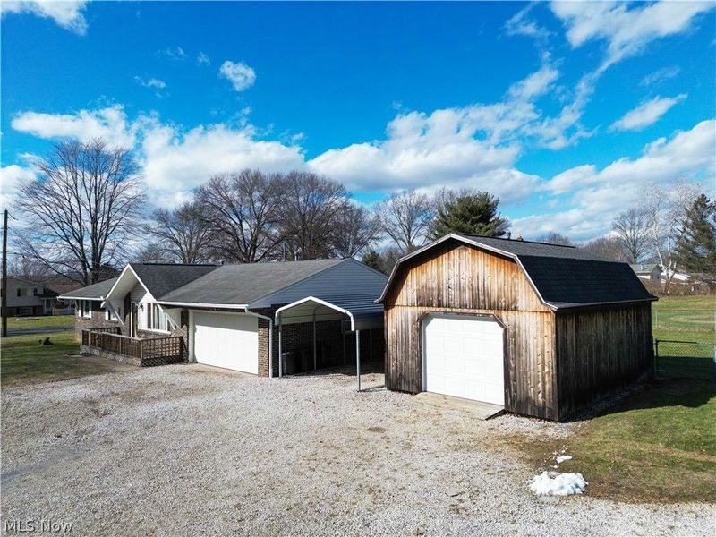 8690 Elmfield Street NW, Canal Fulton, OH 44614 Photo 4