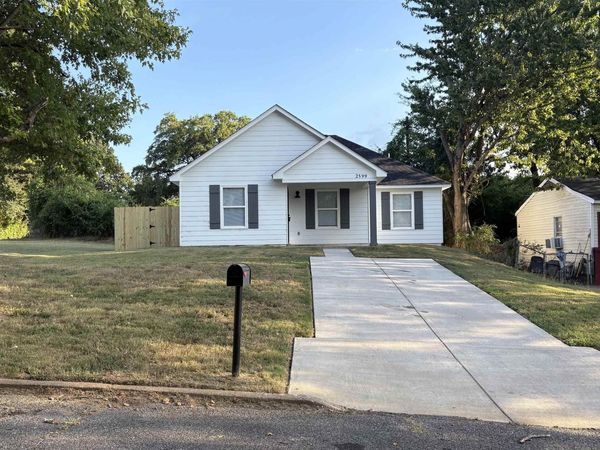 2599 CALLIE RD, Memphis, TN 38127