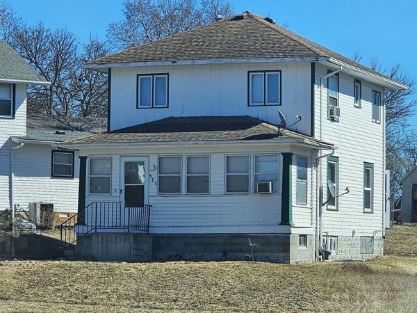 521 New York Avenue, Creston, IA 50801