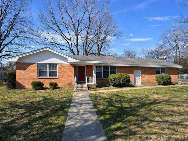 501 S 30th Street , Muskogee, OK 74401