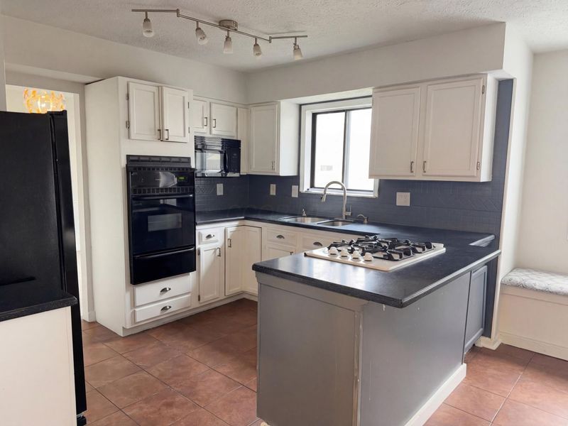 6288 Fence Row Lane, Canal Winchester, OH 43110 Photo 2