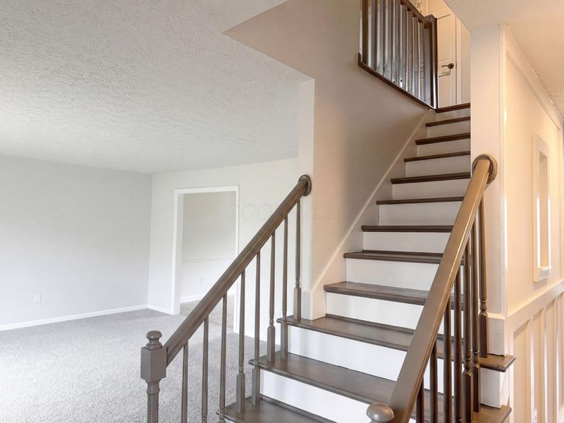 6288 Fence Row Lane, Canal Winchester, OH 43110 Photo 8