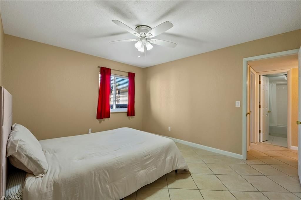 4629 Bayshore Dr, Unit J3, Naples, FL 34112 Photo