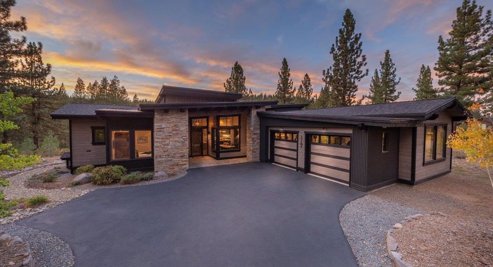 11102 Meek Court, Truckee, CA 96161 Photo