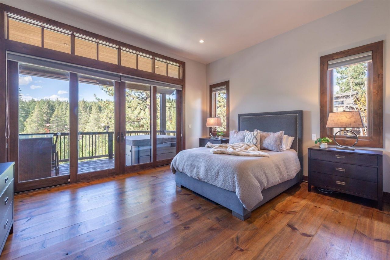 11102 Meek Court, Truckee, CA 96161 Photo