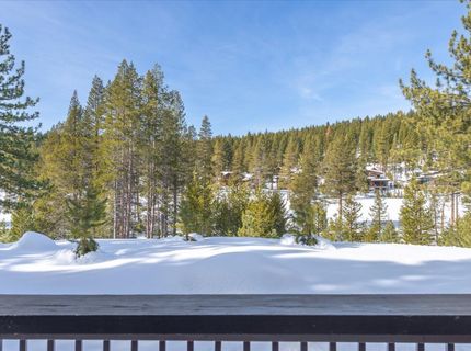 11102 Meek Court, Truckee, CA 96161 Photo