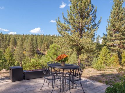 11102 Meek Court, Truckee, CA 96161 Photo