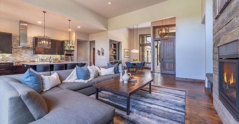 11102 Meek Court, Truckee, CA 96161 Photo