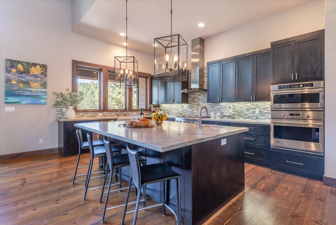 11102 Meek Court, Truckee, CA 96161 Photo