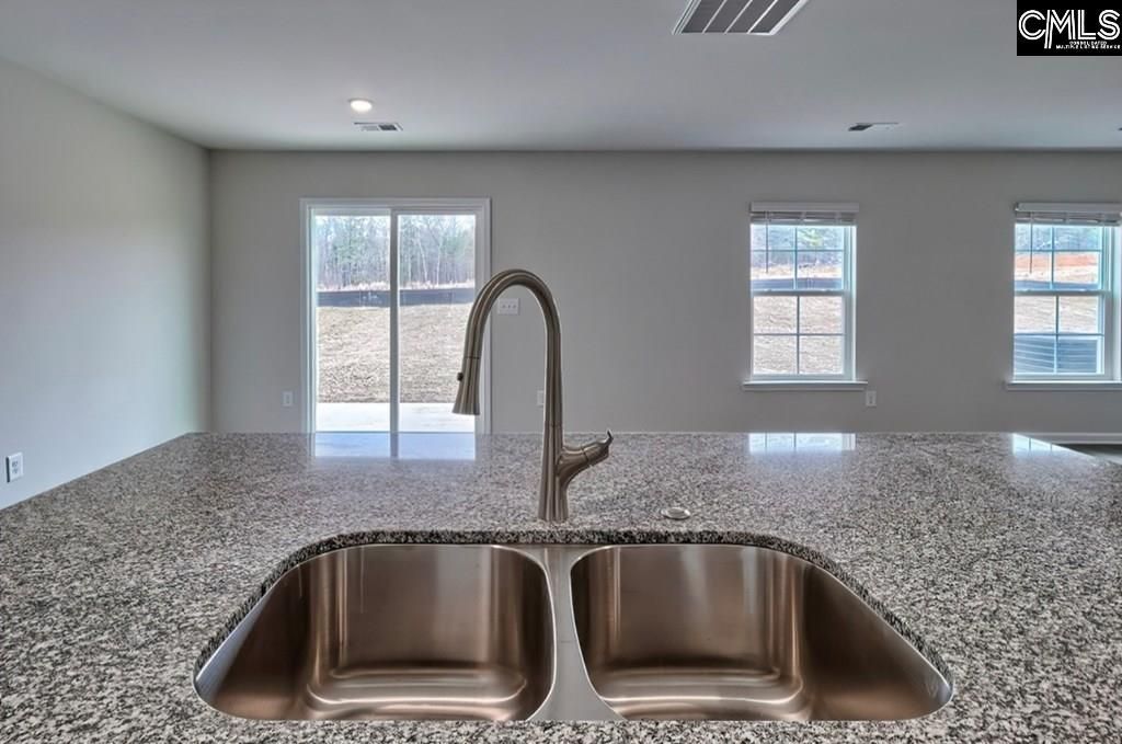 2201 Citation Street  Photo 6