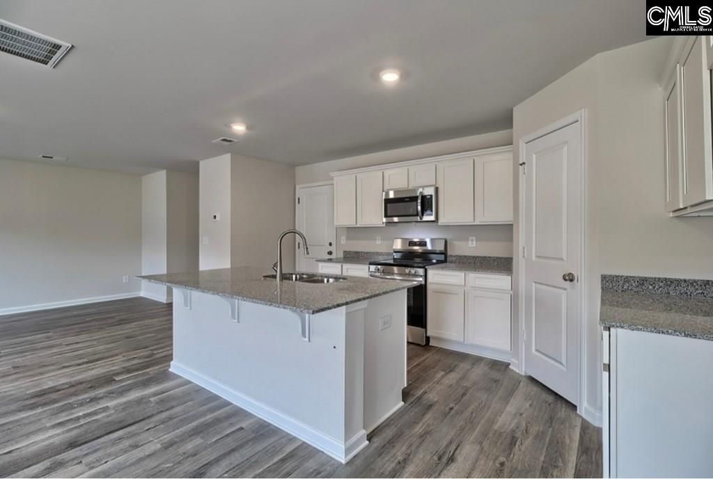 2201 Citation Street  Photo 7