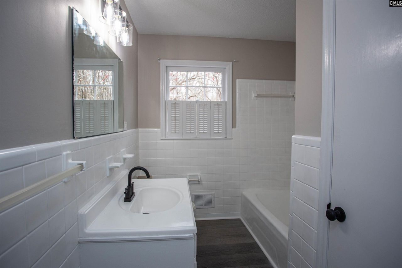 1005 Kennedy Street  Photo 19