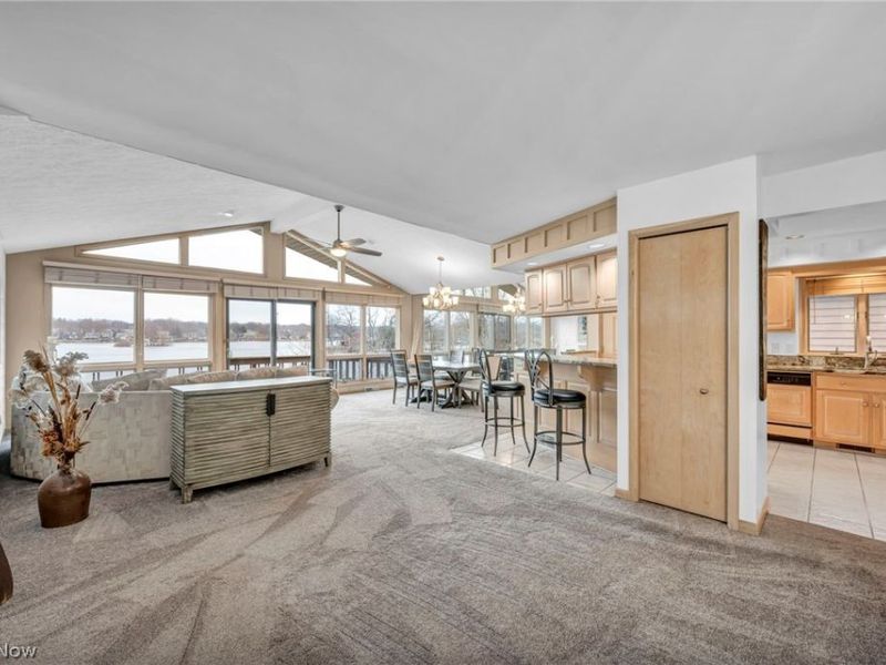 347 Dorwil Drive, Akron, OH 44319 Photo 10