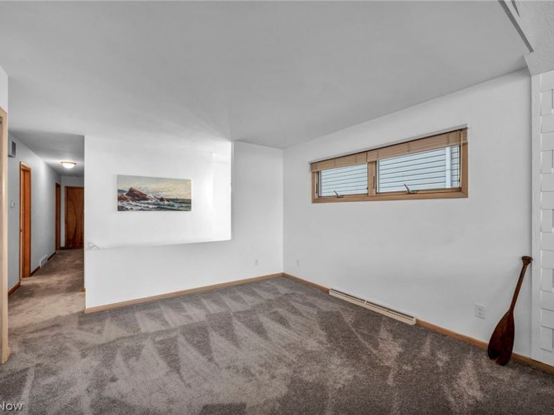 347 Dorwil Drive, Akron, OH 44319 Photo 12