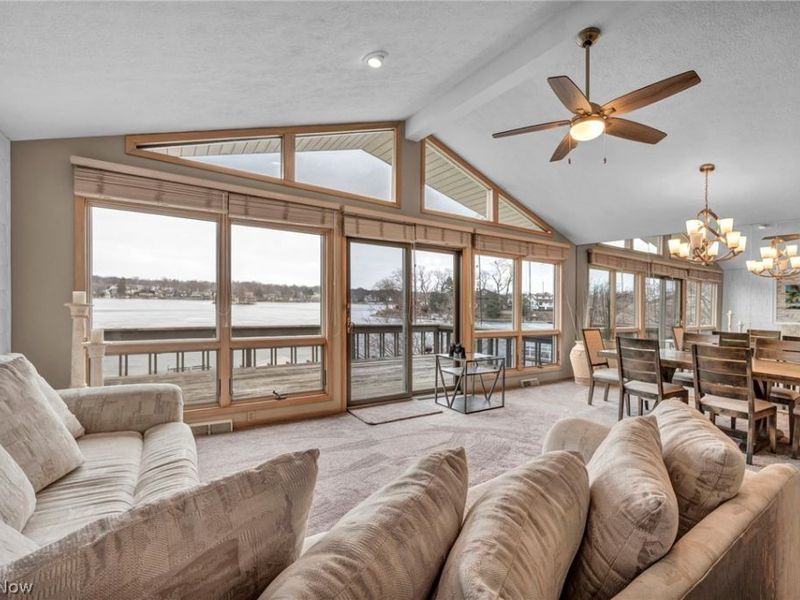 347 Dorwil Drive, Akron, OH 44319 Photo 13