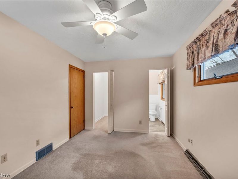 347 Dorwil Drive, Akron, OH 44319 Photo 21