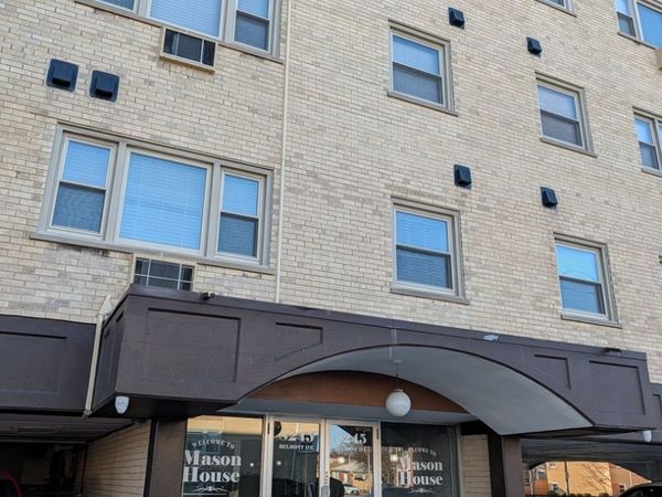 8245 W BELMONT Avenue, Unit 4L, River Grove, IL 60171