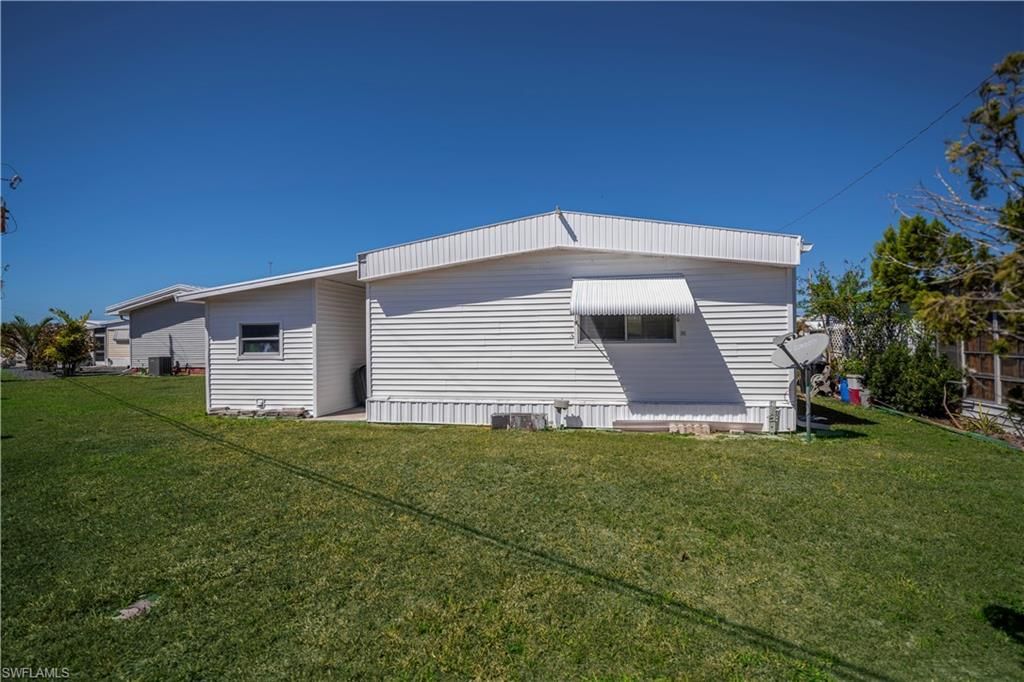 154 Overland Trl, North Fort Myers, FL 33917 Photo