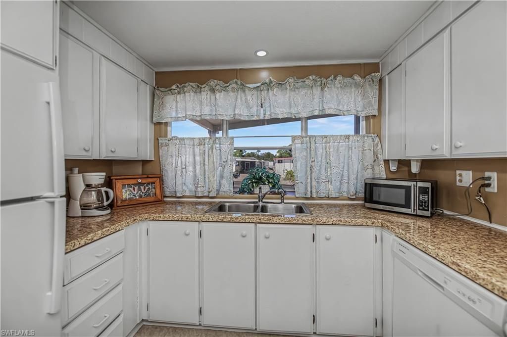 154 Overland Trl, North Fort Myers, FL 33917 Photo