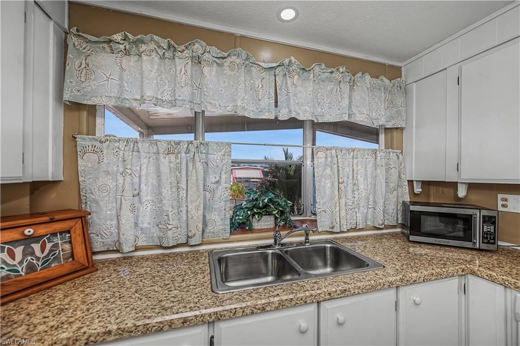 154 Overland Trl, North Fort Myers, FL 33917 Photo