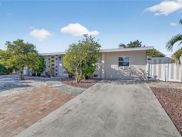2201 Coronet ST , FORT MYERS, FL 33907