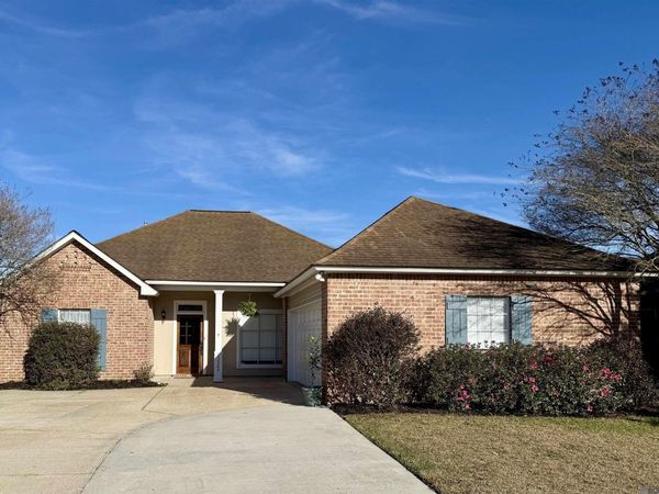 18345 Lake Myrtle Dr, Baton Rouge, LA 70817
