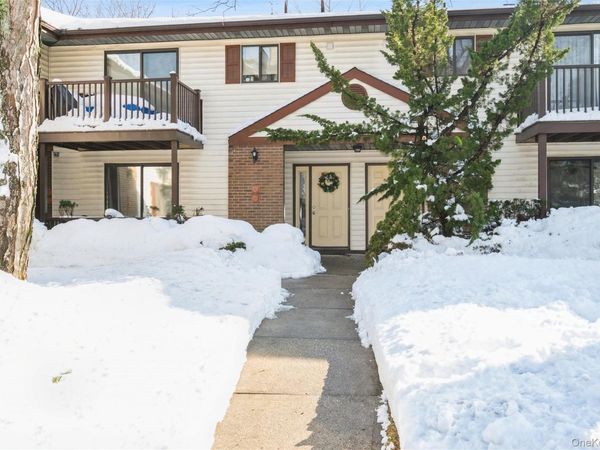 615 Broadway, Unit 57, Amityville, NY 11701