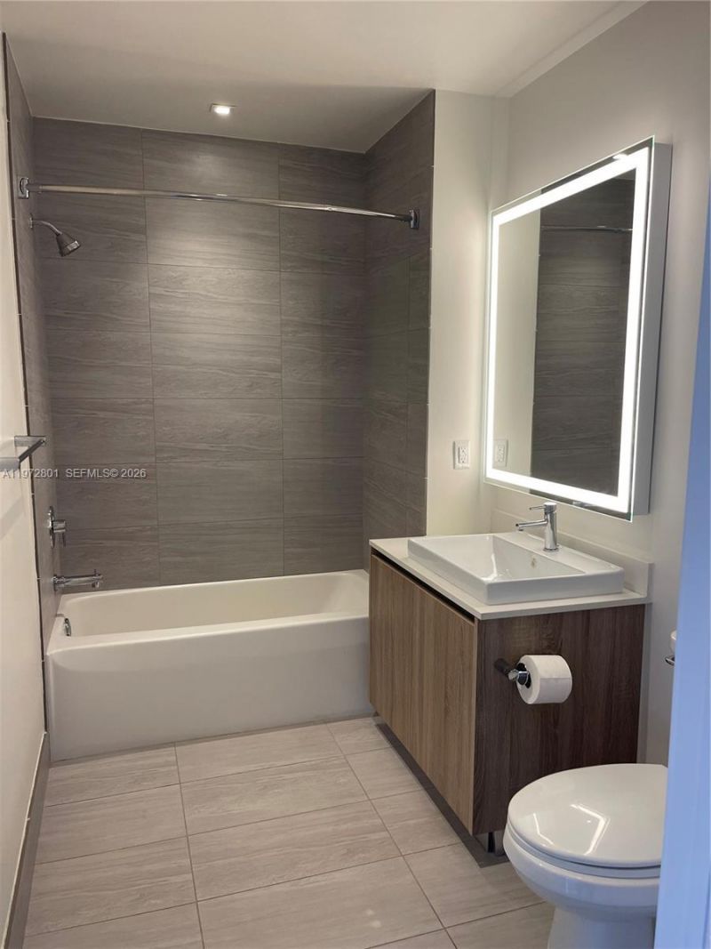 2960 NE 207, Unit PH16, Aventura, FL 33180 Photo